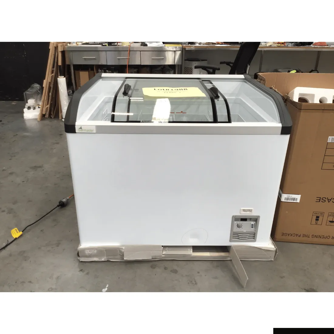2NDs: Thermaster Heavy Duty Supermarket Glass Sliding Lid Freezers 306L - SD-306K-NSW1988