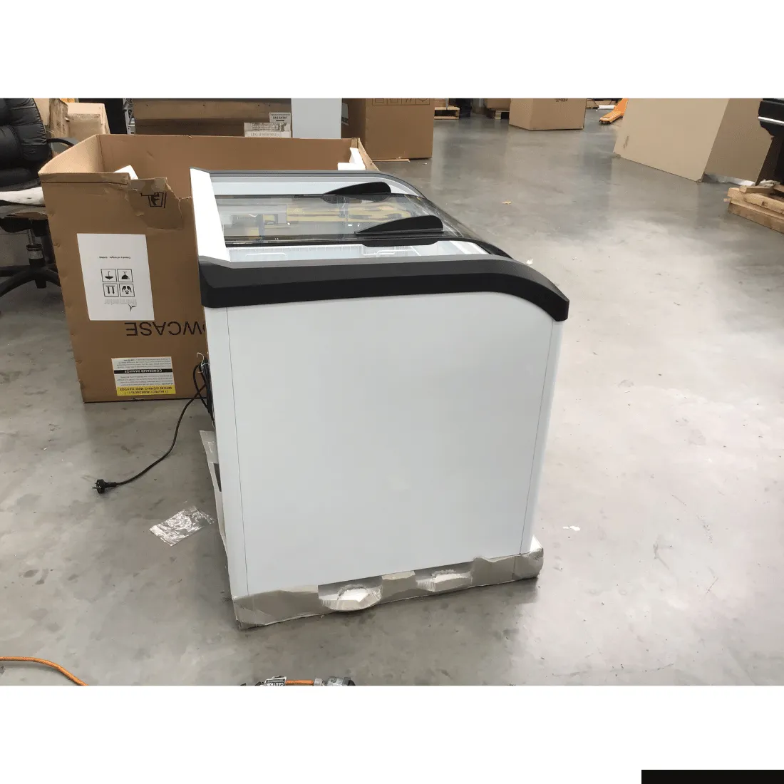 2NDs: Thermaster Heavy Duty Supermarket Glass Sliding Lid Freezers 306L - SD-306K-NSW1988