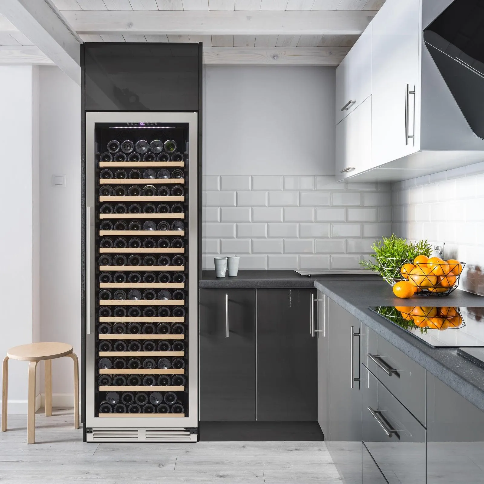 Avanti WCD176SZ3S Avanti Designer Series Wine Cooler, 165 Bottle Capacity - Stainless Steel / 165 Bottles