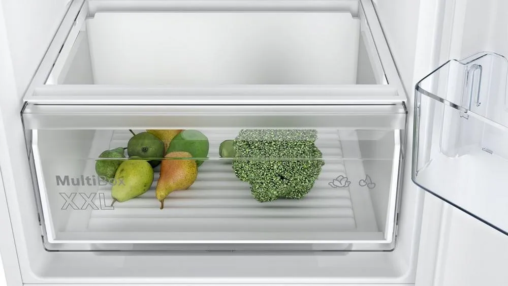 Bosch Series 2 KIN85NSE0G Integrated Frost Free Fridge Freezer with Sliding Door Fixing Kit - White - E Rated