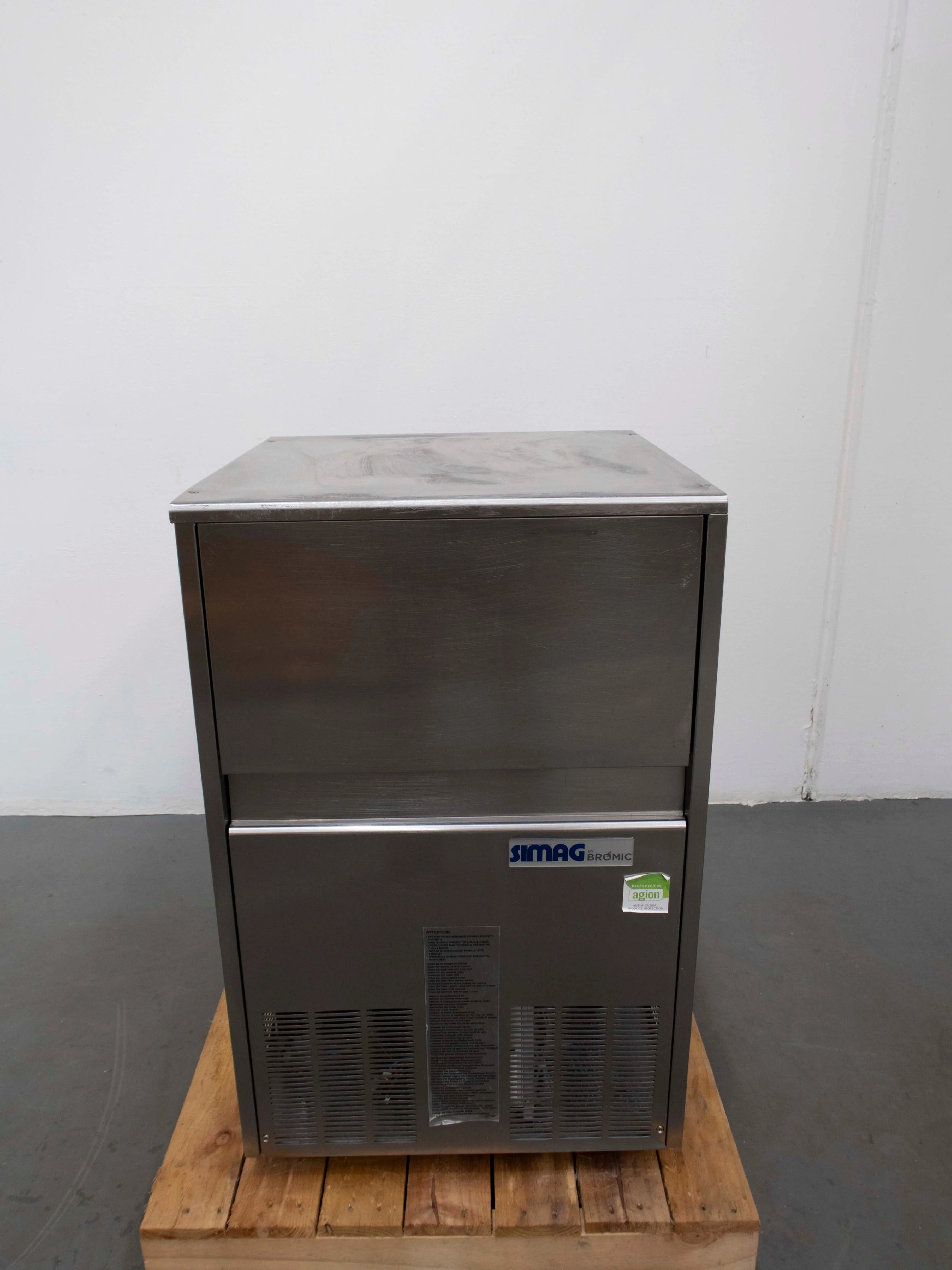 Bromic IM0070FSC Ice Machine - 772572