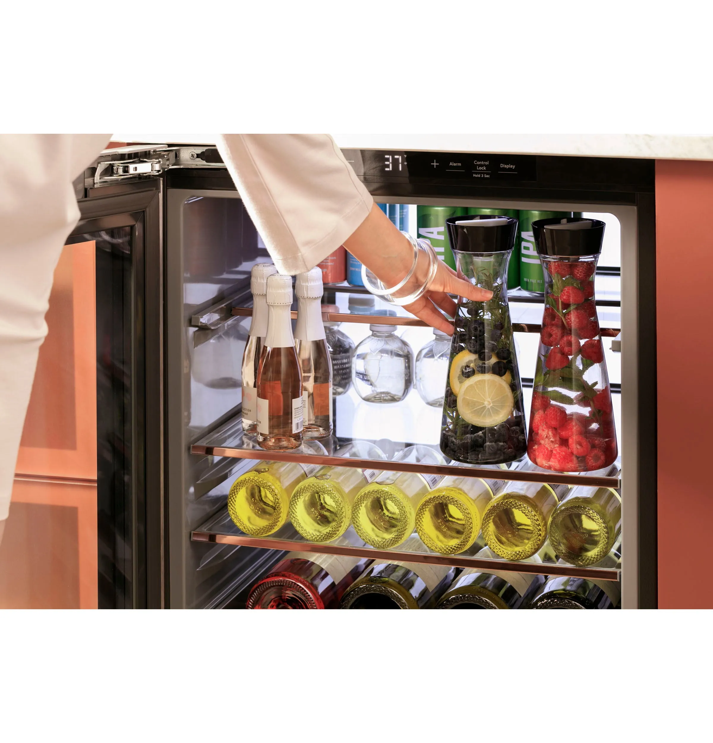 Cafe CCR06BM2PS5 Caf Beverage Center In Platinum Glass