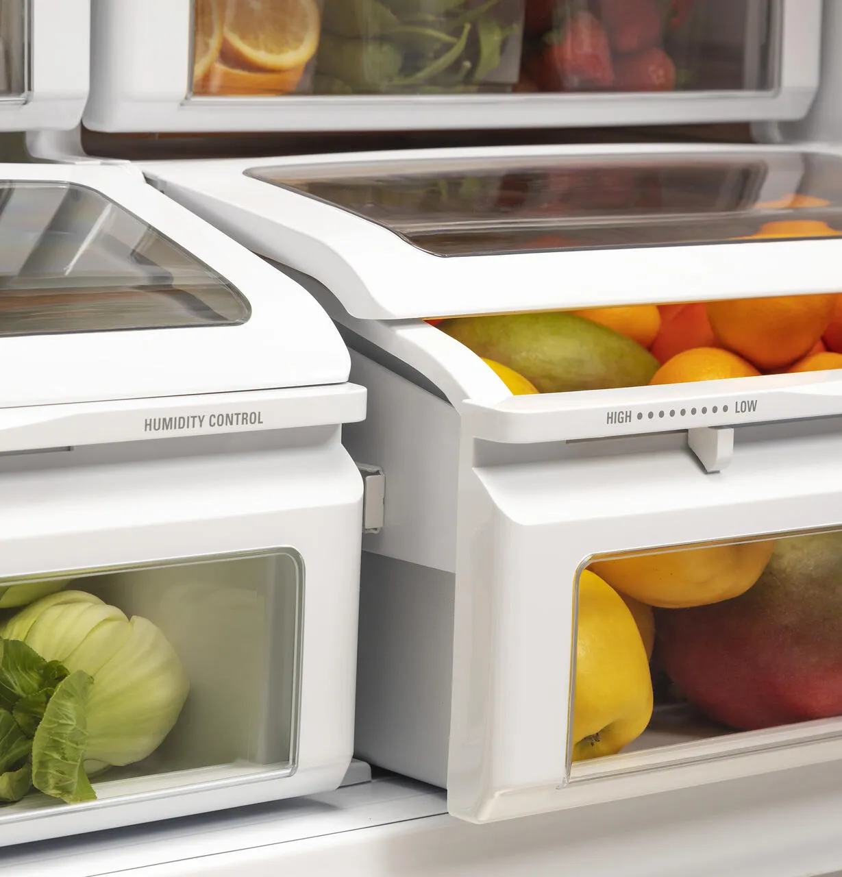 Cafe CDB36RP2RS1 Caf&#8482; 21.3 Cu. Ft. Built-In Bottom-Freezer Refrigerator