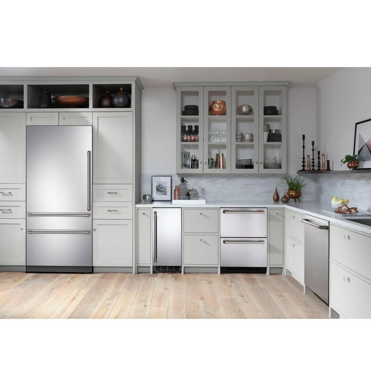 Cafe CIC36LP2VS1 Caf&#8482; 36" Integrated Bottom-Freezer Refrigerator
