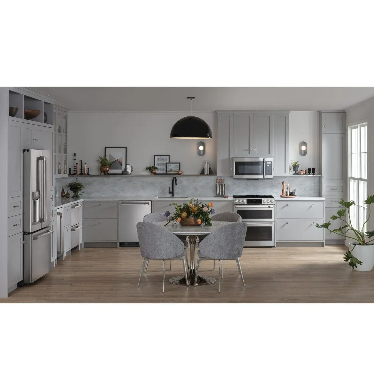 Cafe CIP75S1 Caf Ice Maker Door Kit