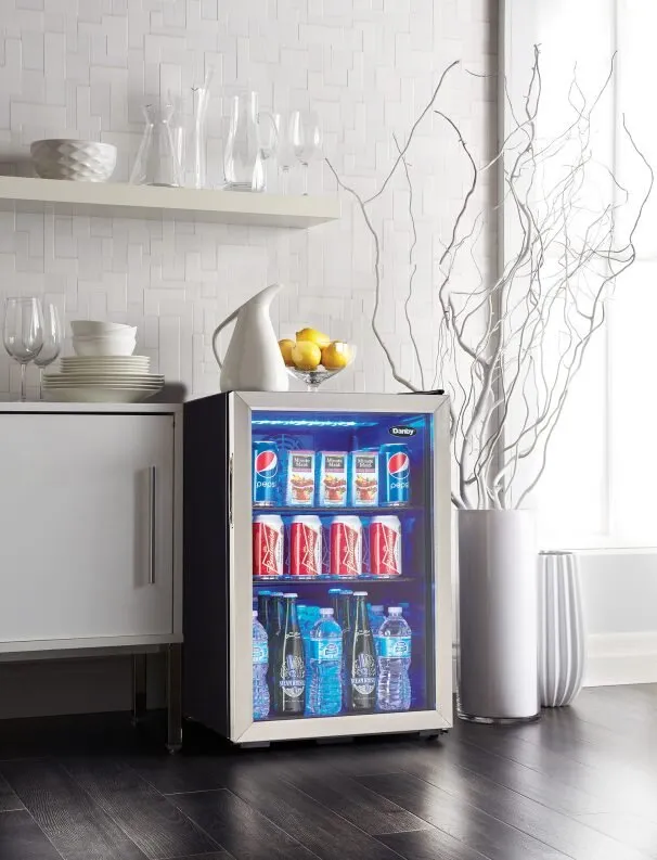 Danby DBC026A1BSSDB Danby 95 (355Ml) Can Capacity Beverage Center