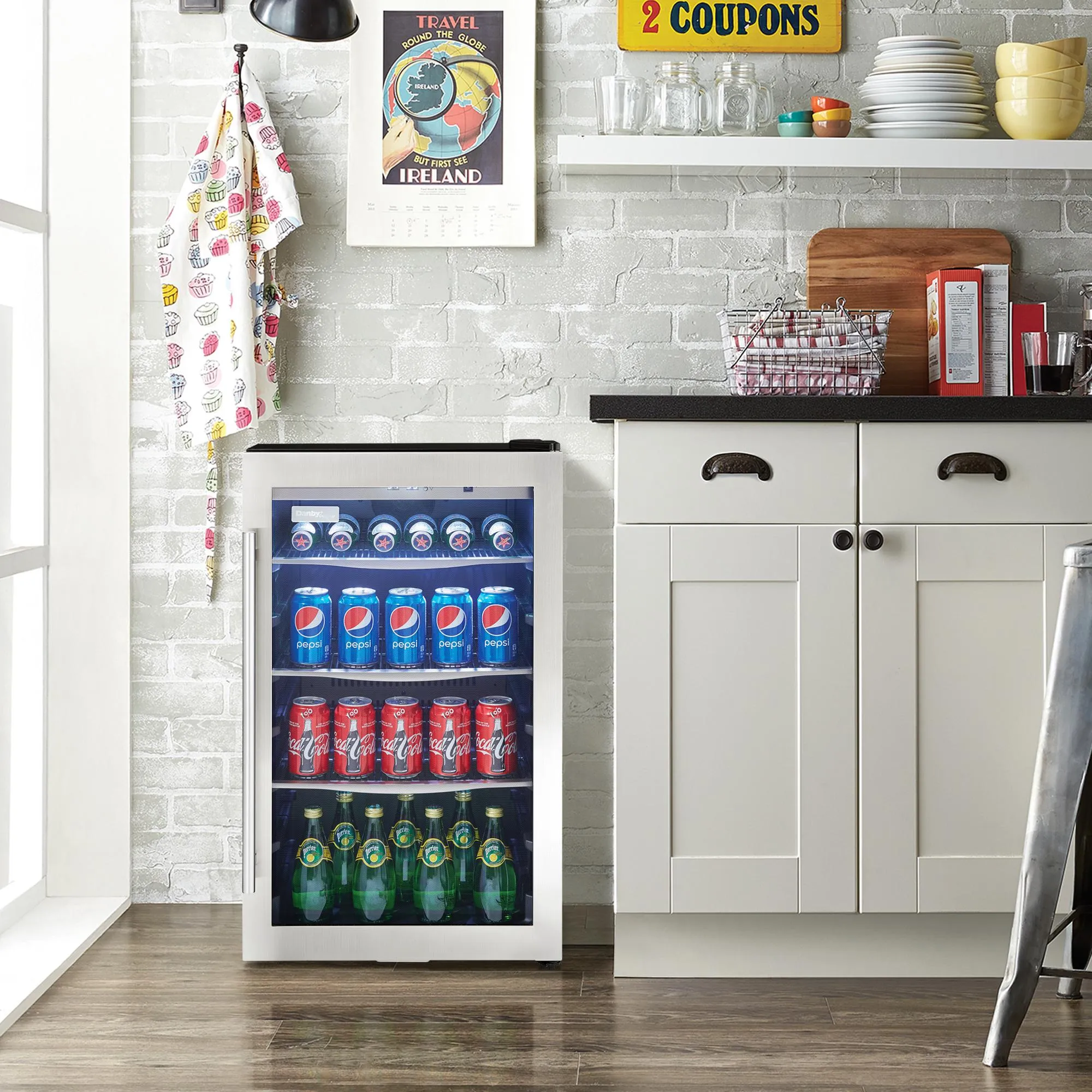 Danby DBC434A1BSSDD Danby Designer 124 (355Ml) Can Capacity Beverage Center
