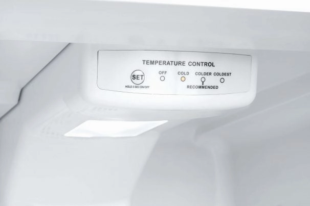 Danby DFF101B1BSLDB Danby 10.1 Cu.Ft Apartment Size Refrigerator