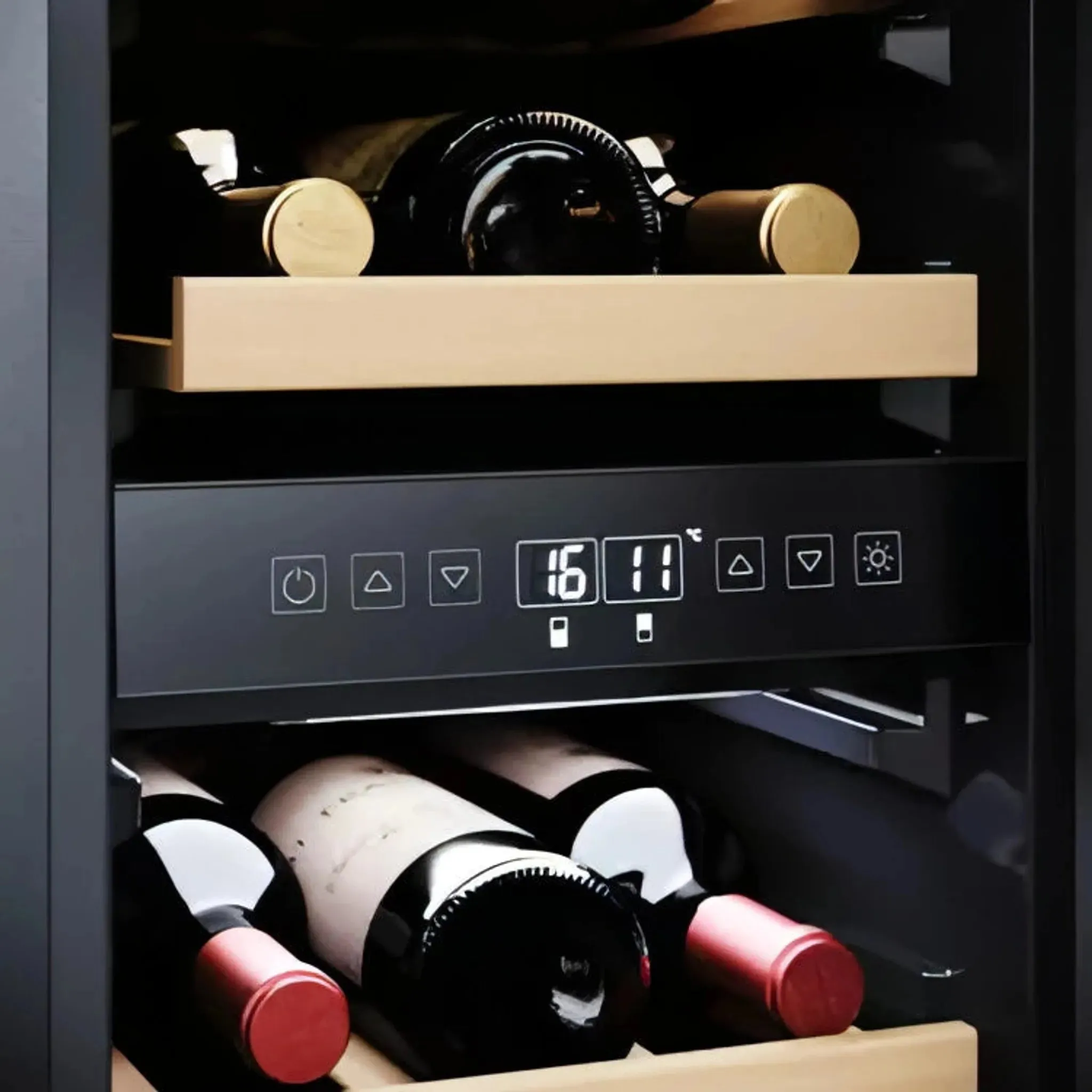 Dometic - 300mm - Built in Dual Zone Wine Fridge - C18B - 18 Bottle