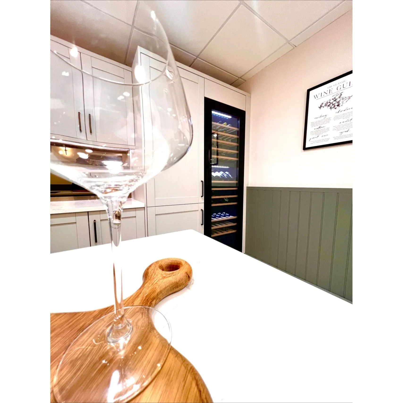 Dunavox JOY-89 - Triple Zone 89 Bottle - Integrated Wine Cooler - DX-89.246TB