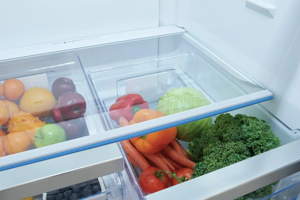 Frigidaire GRBN2012AF Frigidaire Gallery 20.3 Cu. Ft. Standard-Depth Bottom Freezer Refrigerator
