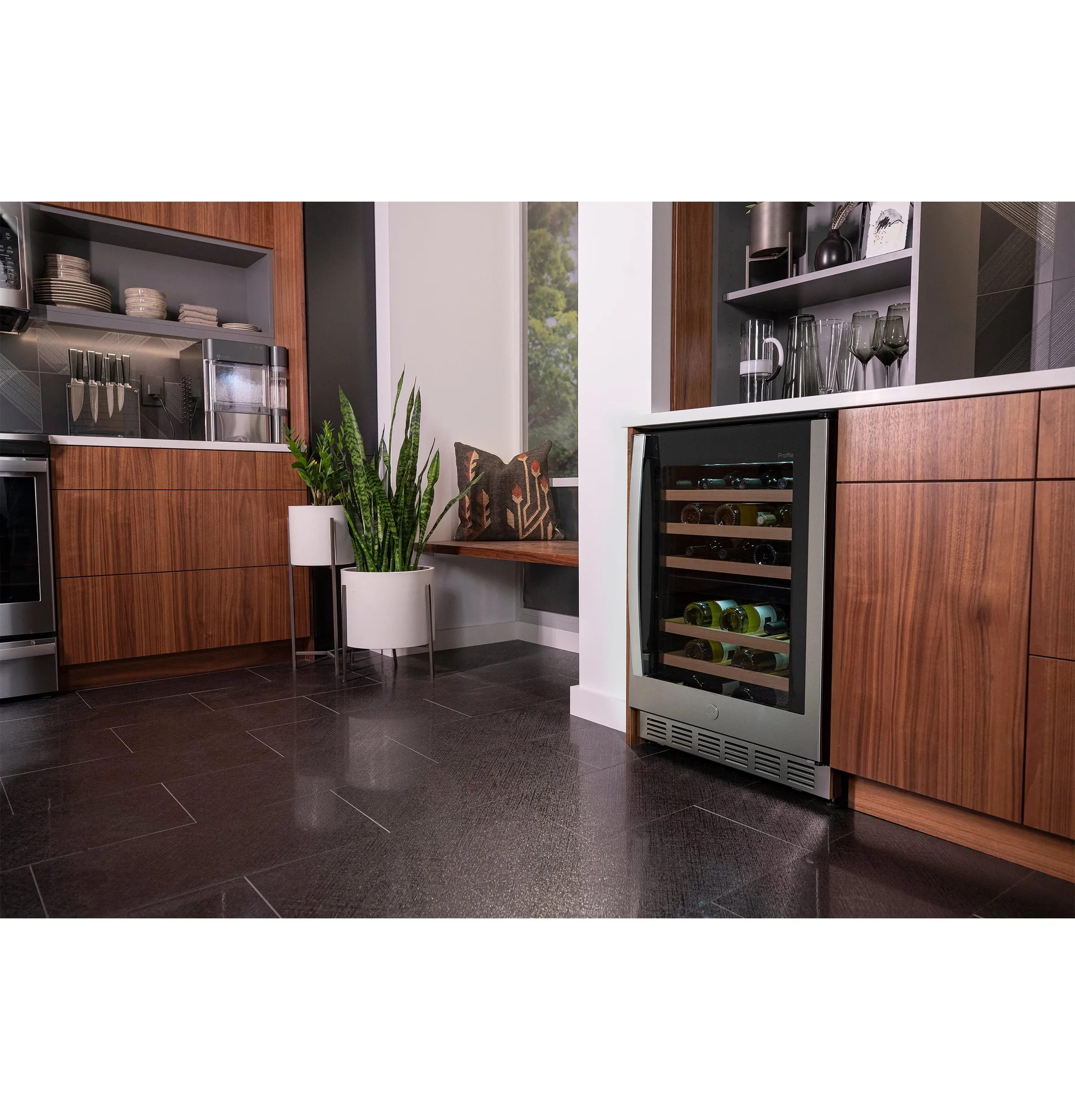 Ge Appliances PWS06DSPSS Ge Profile&#8482; Series Wine Center