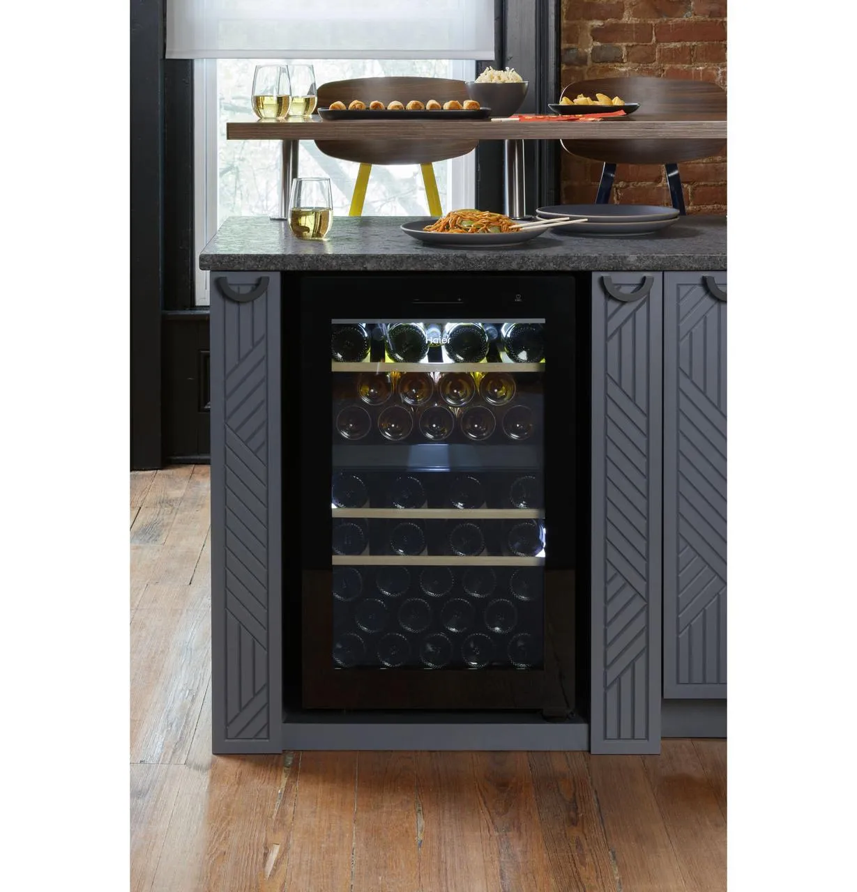 Haier QWR04DGRGB Haier Wine Center