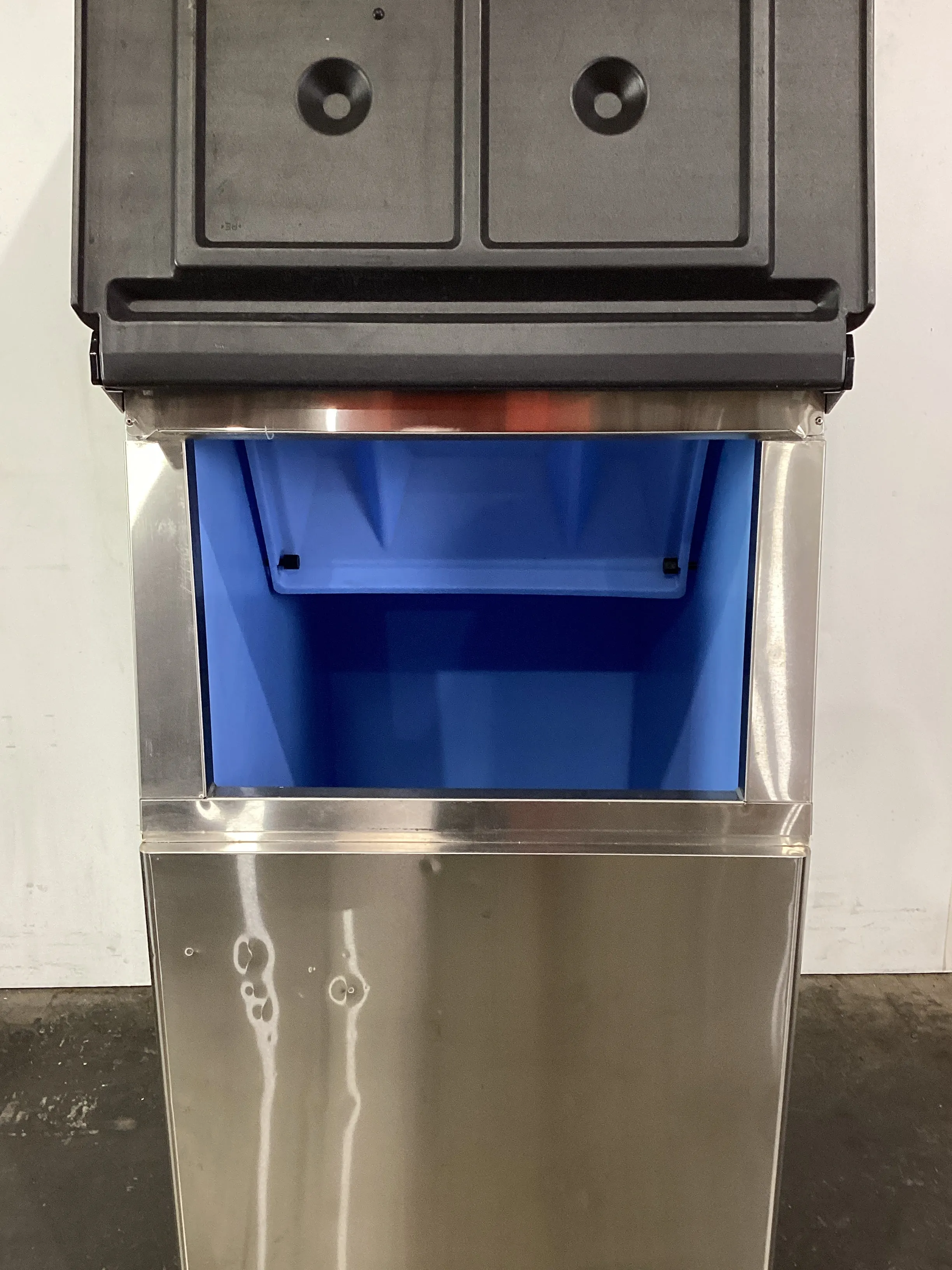 Hoshizaki KMD-201AB Ice Machine Ice Machine - 874461