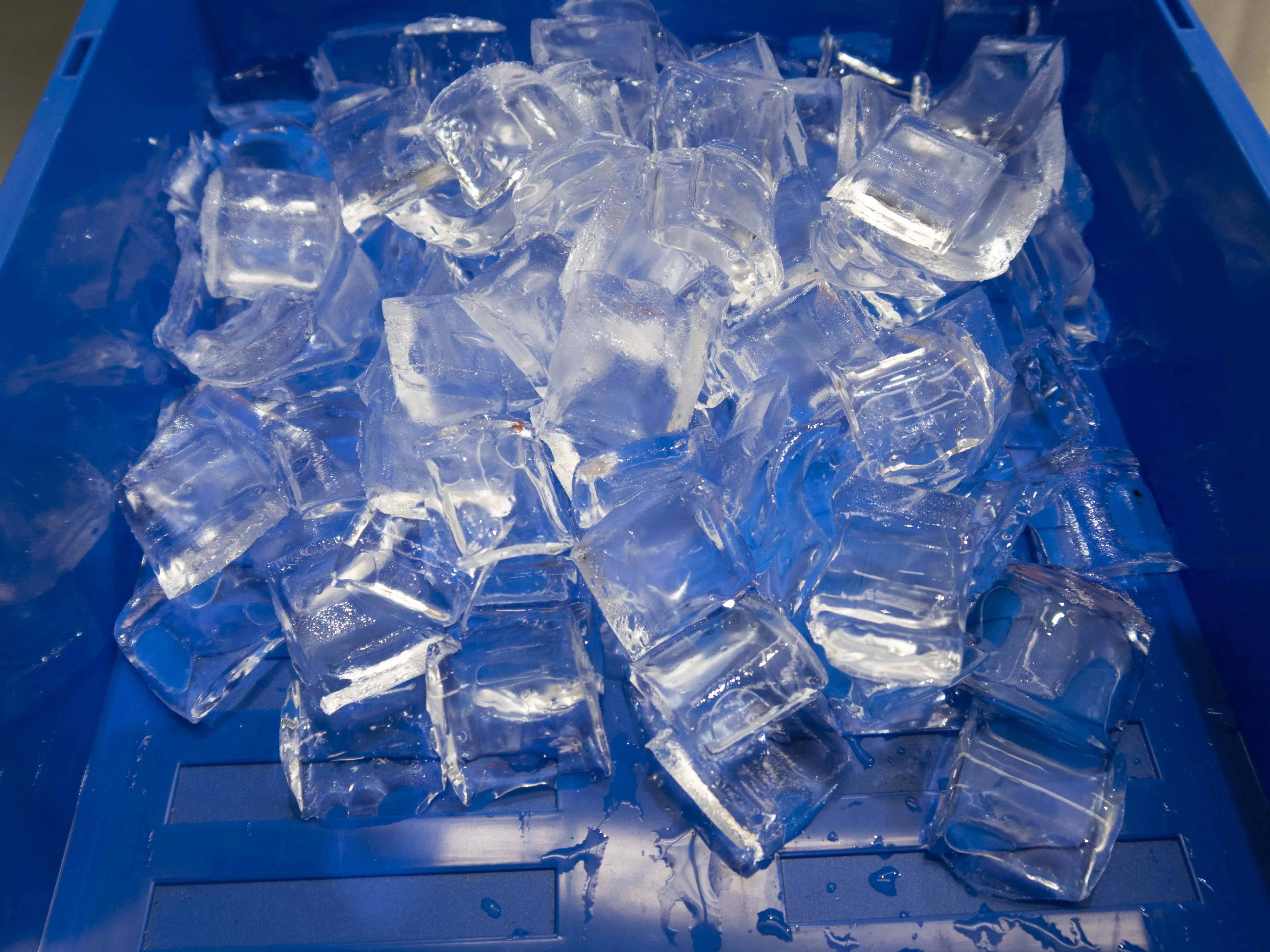 Hoshizaki KMD-270AB Ice Machine - 833390