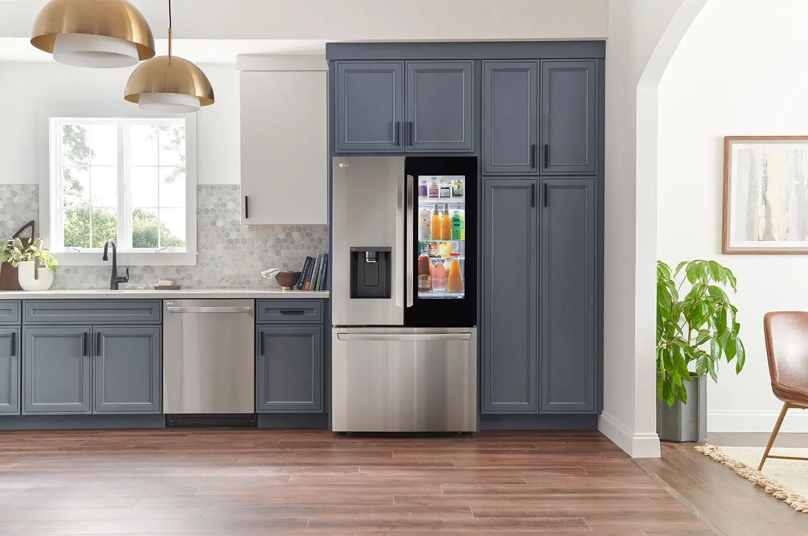 Lg LRFOC2606S 26 Cu. Ft. Smart Instaview Counter-Depth Max French Door Refrigerator