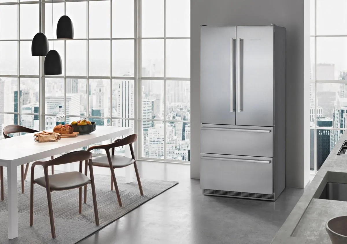 Liebherr CBS2092 Fridge-Freezer With Biofresh And Nofrost