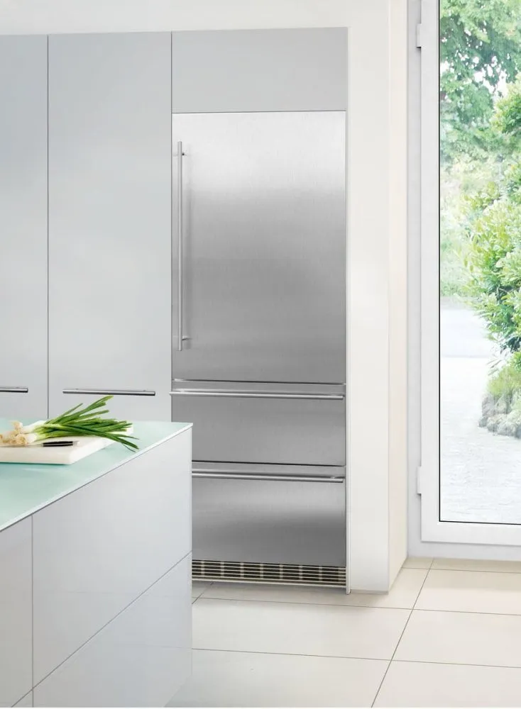 Liebherr HC1550 30" Combined Refrigerator-Freezer With Nofrost For Integrated Use