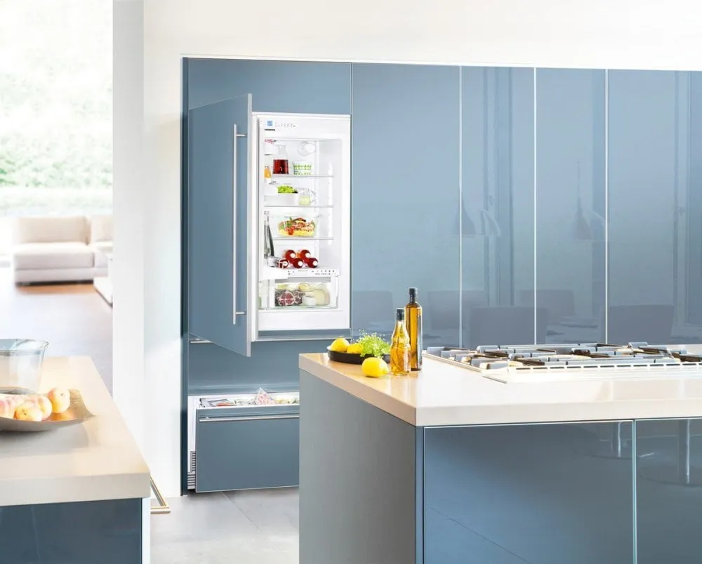 Liebherr HCB1581 30" Combined Refrigerator-Freezer With Biofresh And Nofrost For Integrated Use