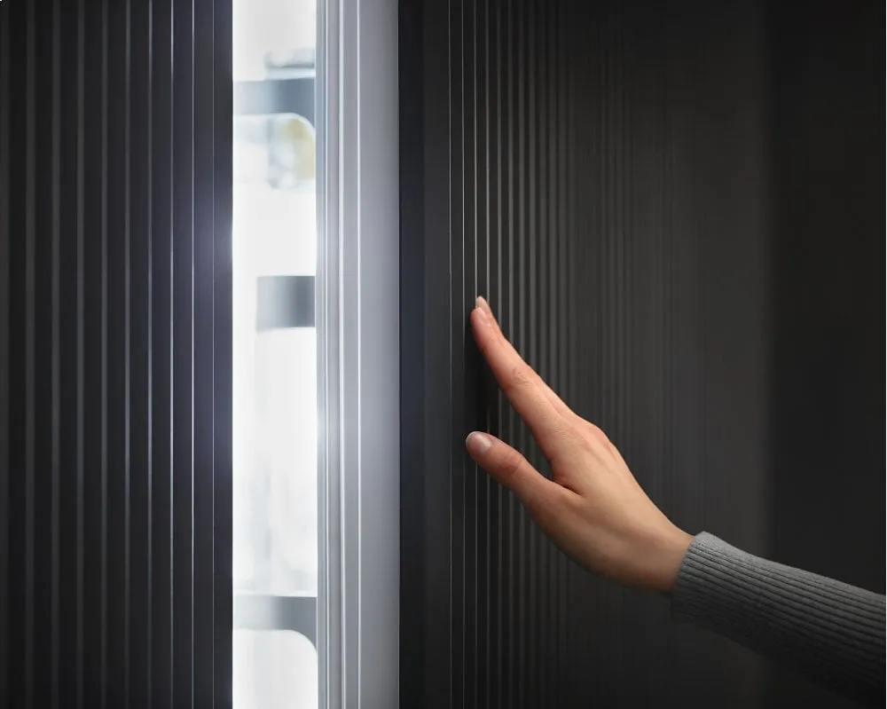 Miele K2611VI K 2611 Vi - Mastercool&#8482; Refrigerator For High-End Design And Technology On A Large Scale.