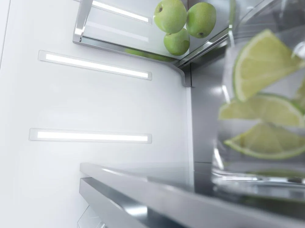 Miele K2902SF- Mastercool&#8482; Refrigerator For High-End Design And Technology On A Large Scale.