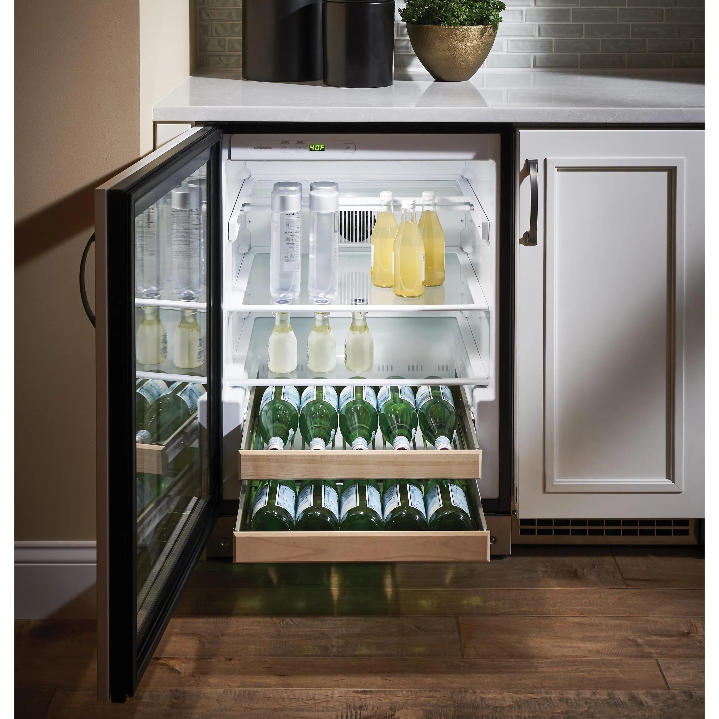 Monogram 5.5 cu. ft. Built-in Beverage Center ZDBI240HII