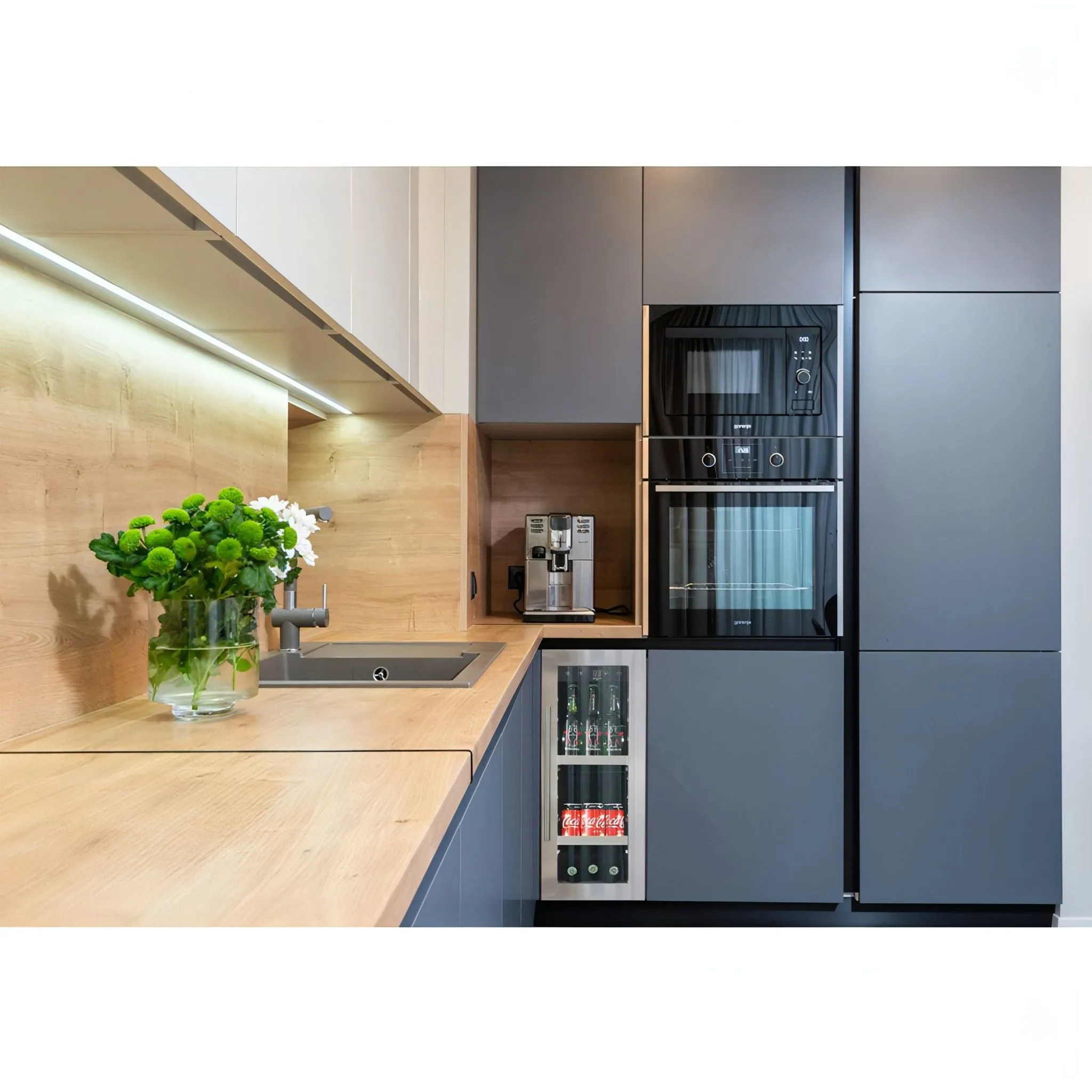 mQuve - 300mm - Undercounter Drinks Fridge - BeerServer30 - Stainless Steel