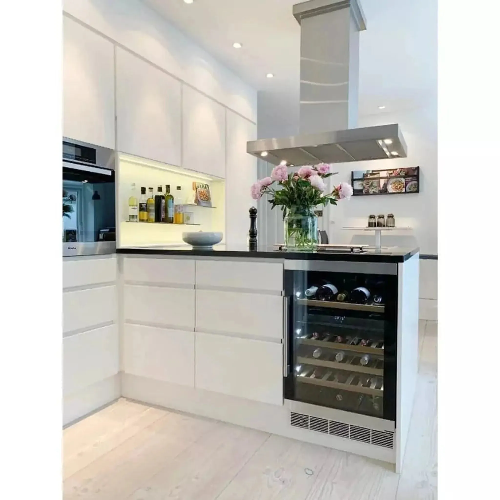 mQuve - 500mm - Undercounter - WineCave 700 50D Modern