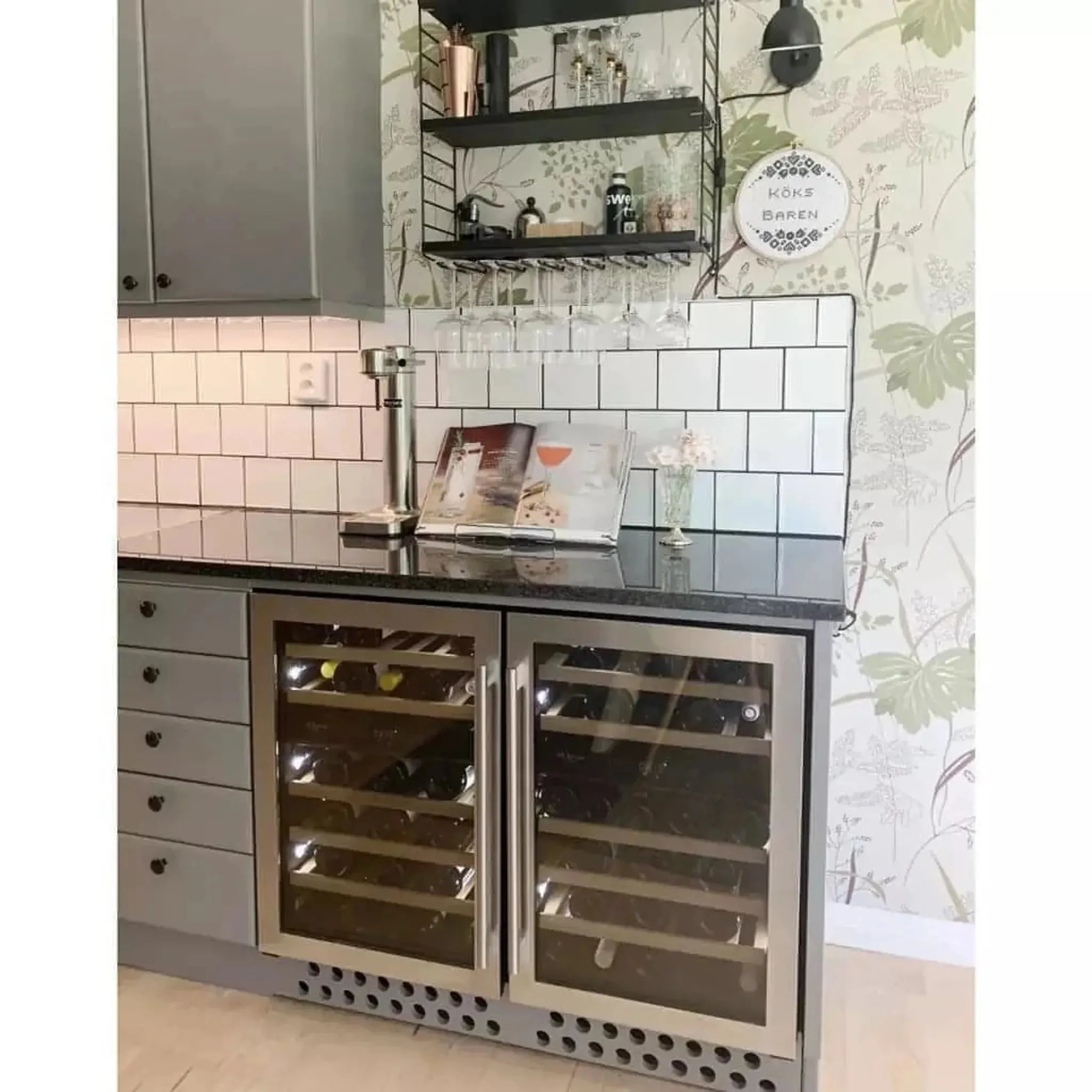 mQuve - 500mm - Undercounter - WineCave 700 50D Stainless