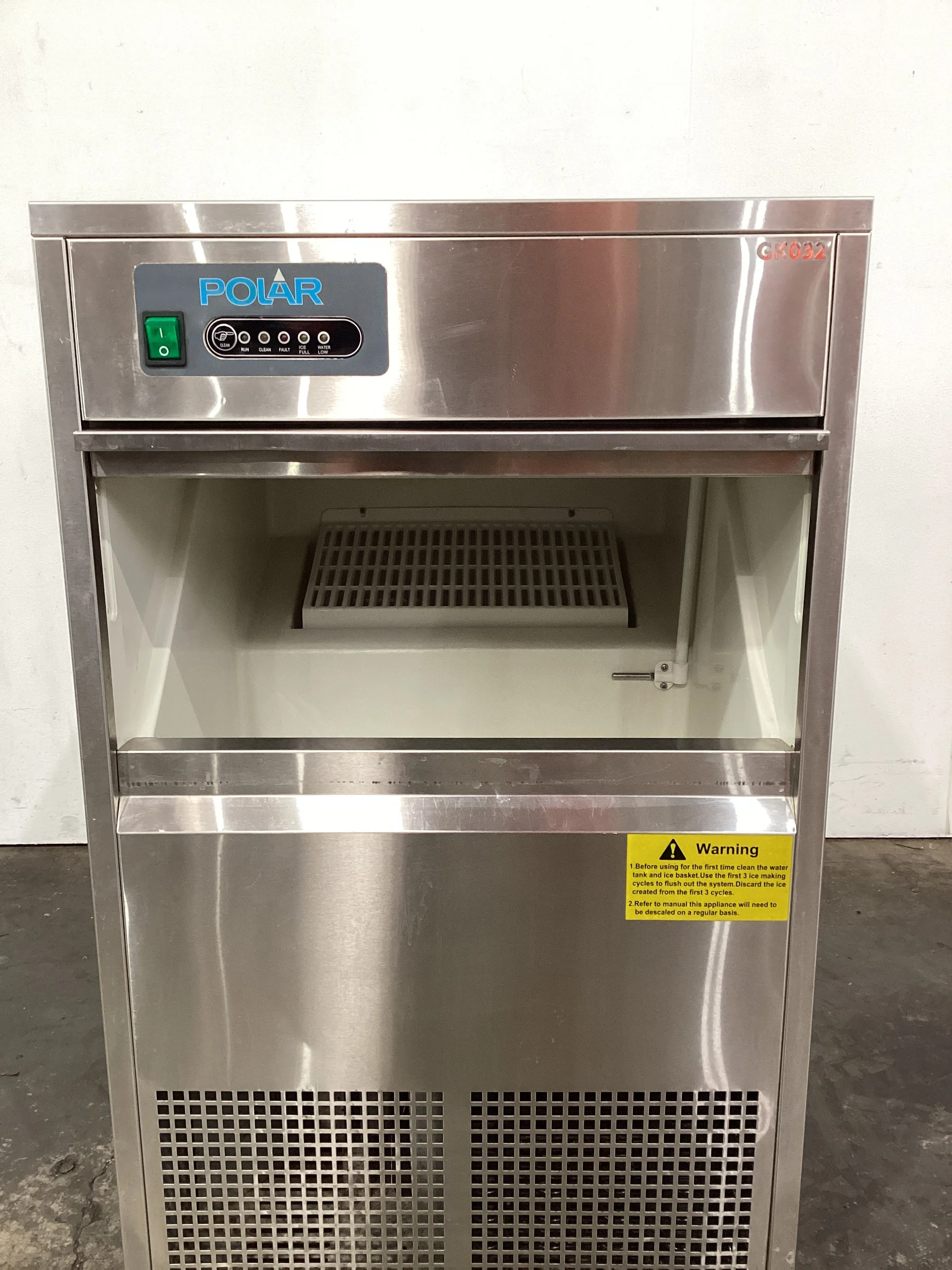 Polar G-Series GK032-A Ice Machine - 776570