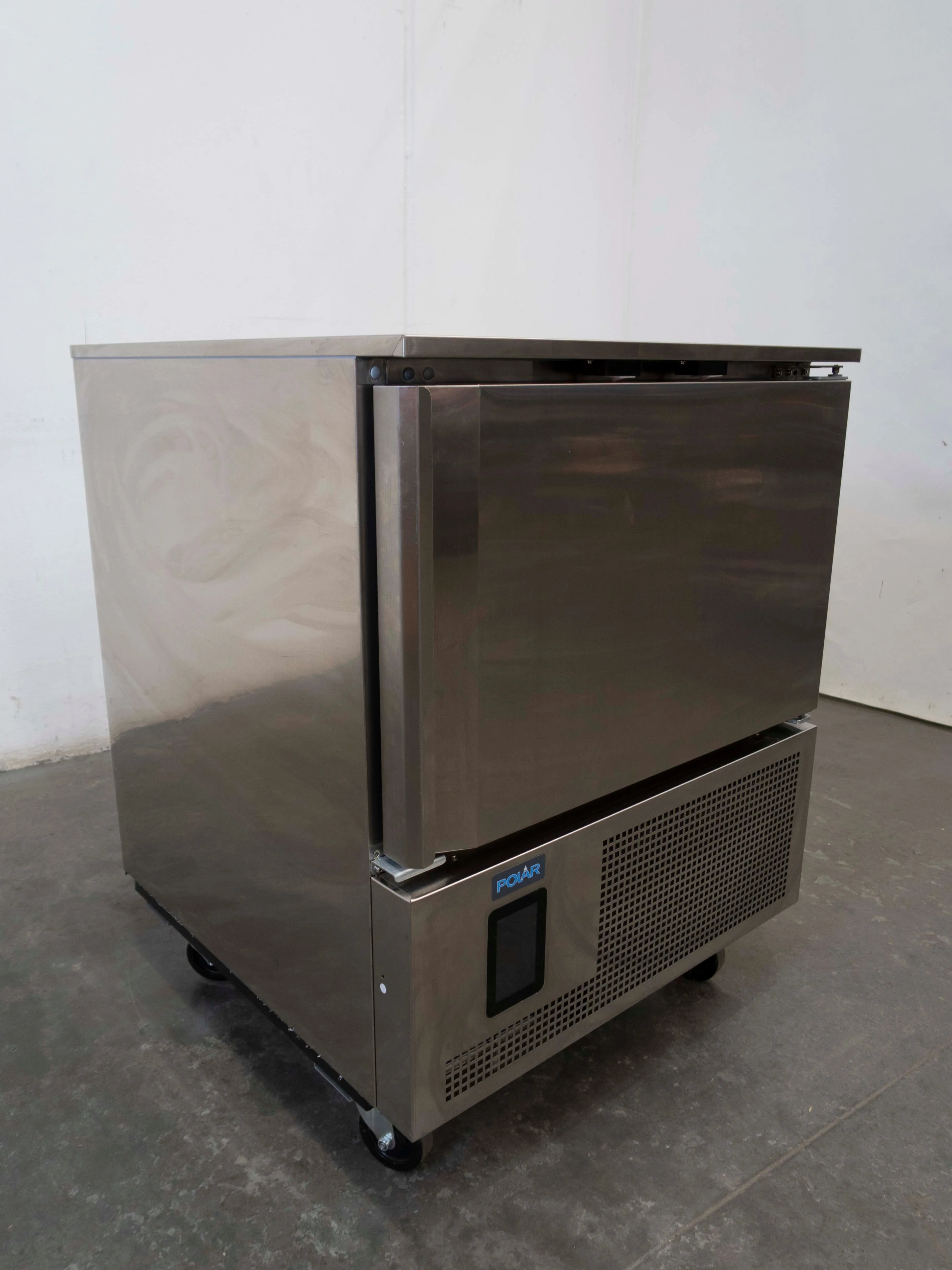 Polar UA015-A Blast Chiller/Freezer - 796441