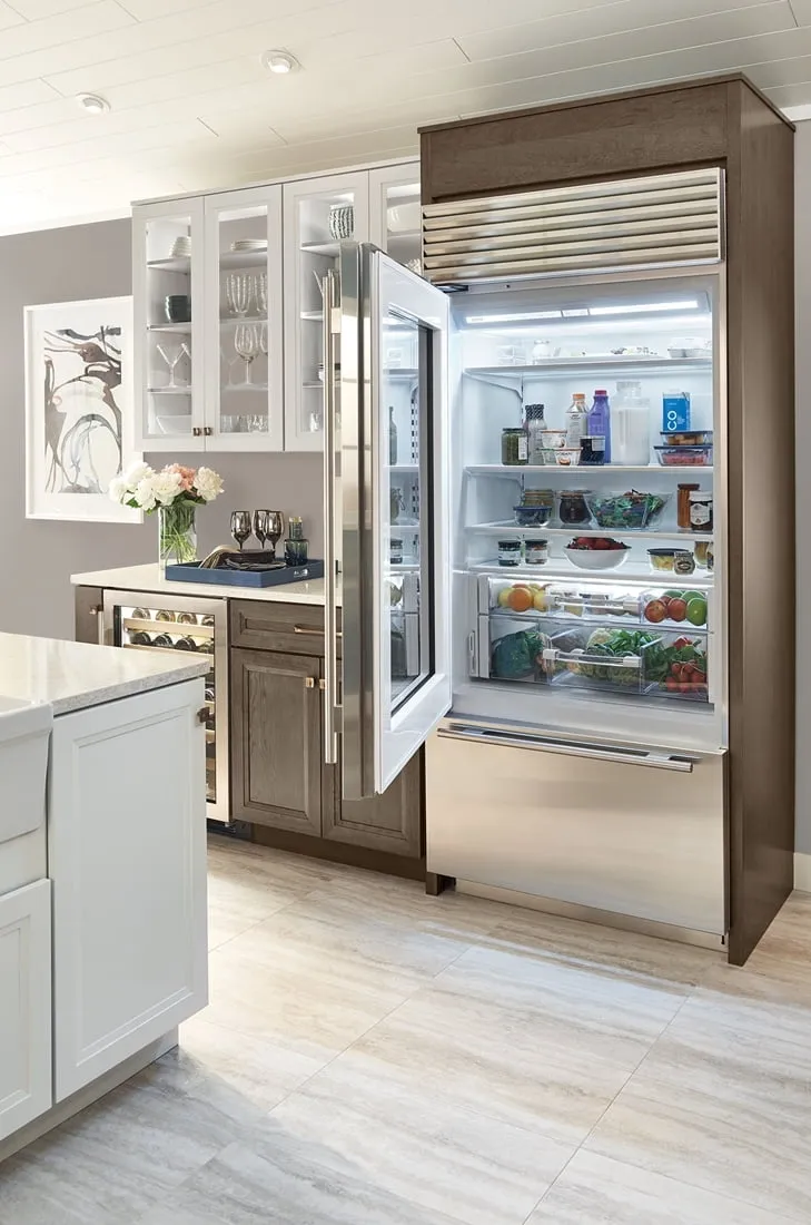 Sub-Zero BI36UGSPHRH 36" Classic Over-And-Under Refrigerator/Freezer With Glass Door