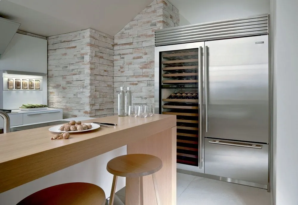 Sub-Zero BI36UIDSPHLH 36" Classic Over-And-Under Refrigerator/Freezer With Internal Dispenser