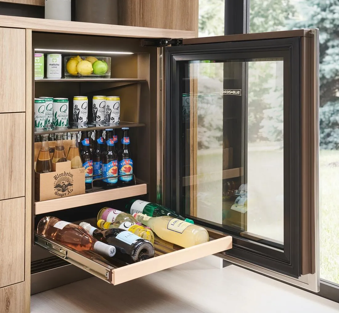 Sub-Zero DEU2450BAR 24" Designer Undercounter Beverage Center - Panel Ready
