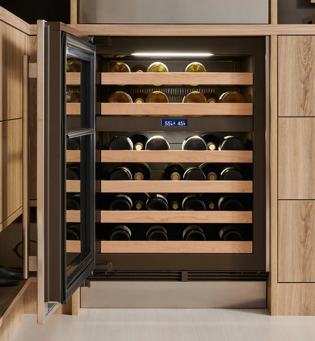Sub-Zero DEU2450WAL 24" Designer Undercounter Wine Storage - Panel Ready