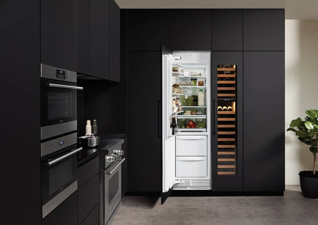 Sub-Zero IC24CRH 24" Designer Column Refrigerator/Freezer - Panel Ready