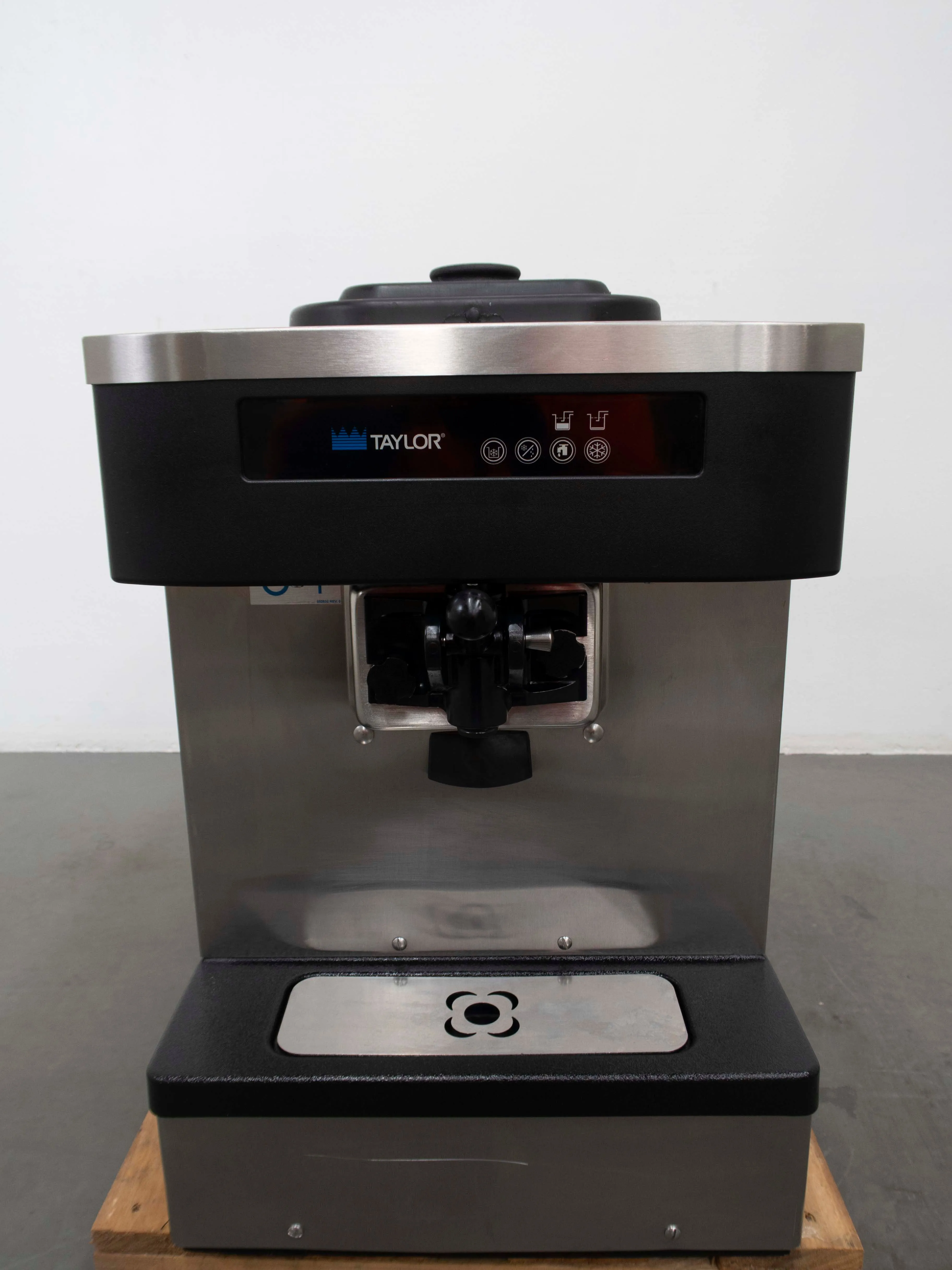 Taylor C152-40 Soft Serve Machine - 746892