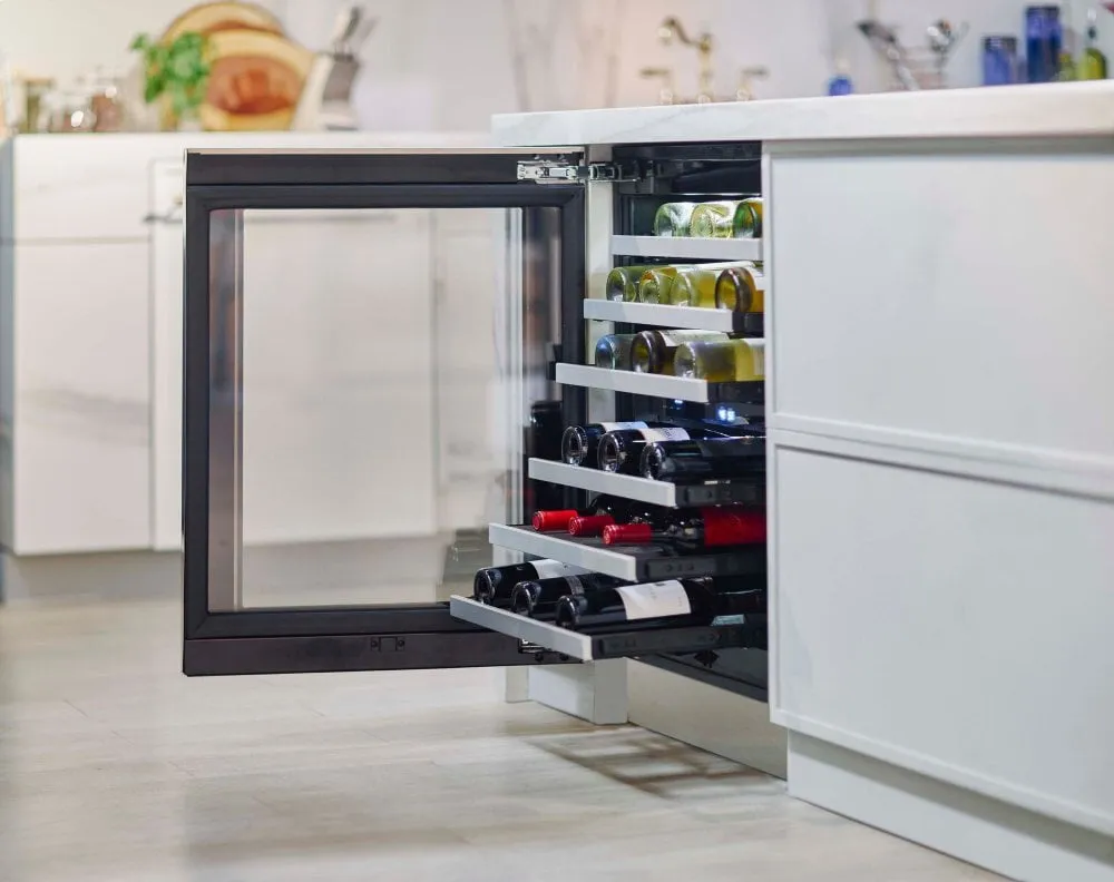 Thermador T24UW920RS 24-Inch Under-Counter Wine Reserve With Glass Door