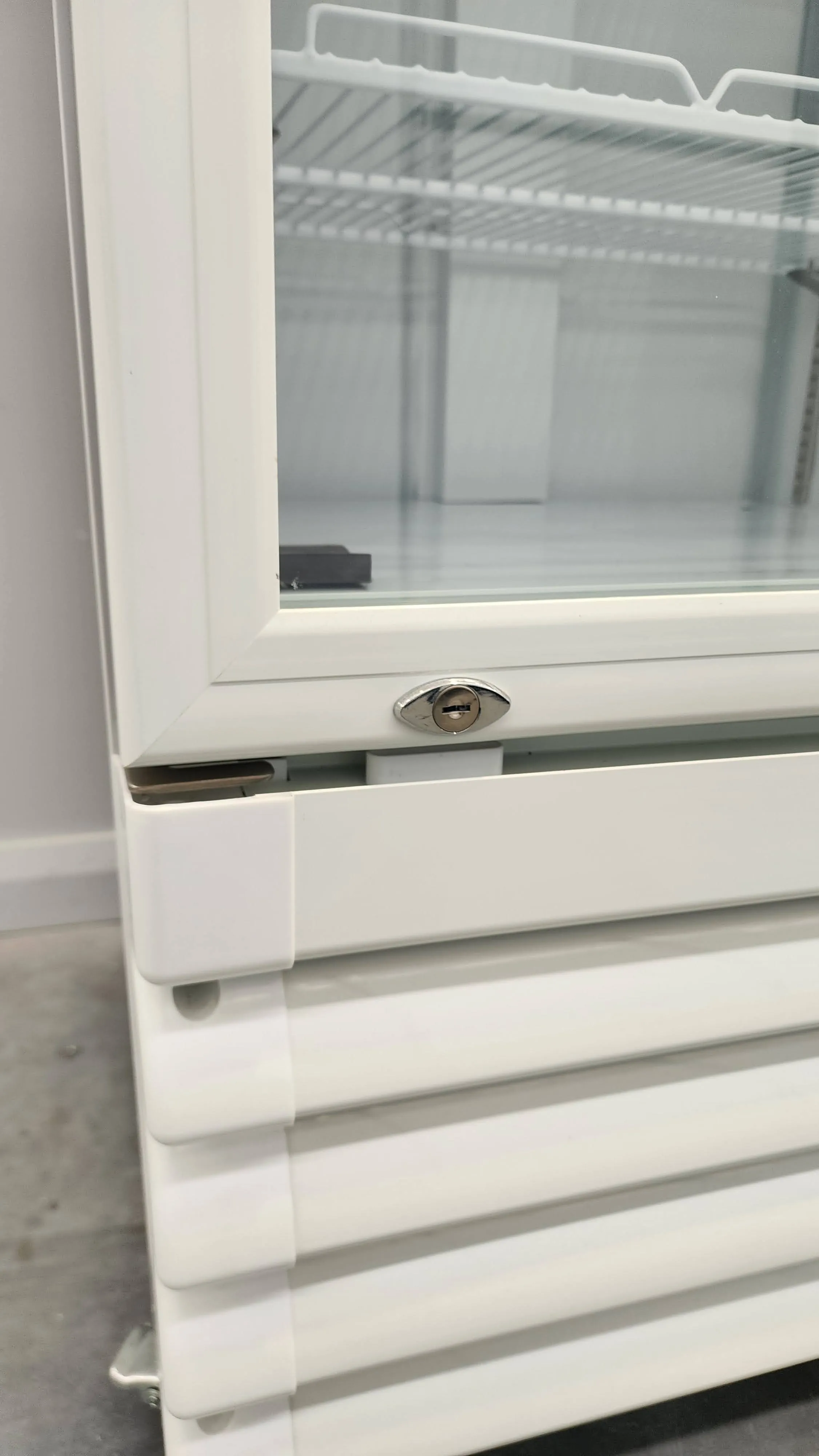Thermaster 400L Upright Single Glass Door Freezer  LG-400PF